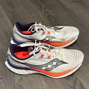 Saucony Endorphine speed